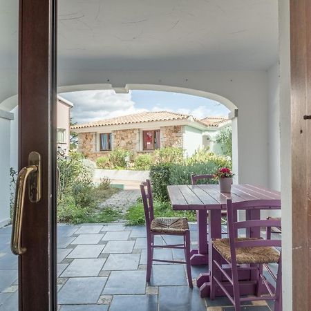 Oleandri Rossi Villa Tanaunella Bagian luar foto