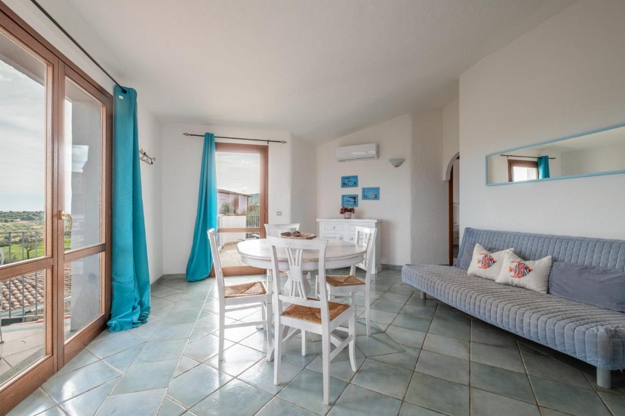 Oleandri Rossi Villa Tanaunella Bagian luar foto
